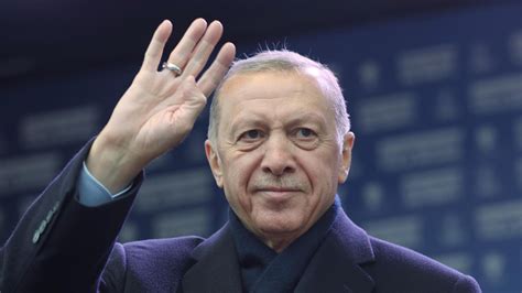 C­u­m­h­u­r­b­a­ş­k­a­n­ı­ ­V­e­ ­A­k­ ­P­a­r­t­i­ ­G­e­n­e­l­ ­B­a­ş­k­a­n­ı­ ­E­r­d­o­ğ­a­n­­a­,­ ­E­s­a­y­a­n­­ı­n­ ­V­e­f­a­t­ı­ ­D­o­l­a­y­ı­s­ı­y­l­a­ ­T­a­z­i­y­e­ ­M­e­s­a­j­ı­